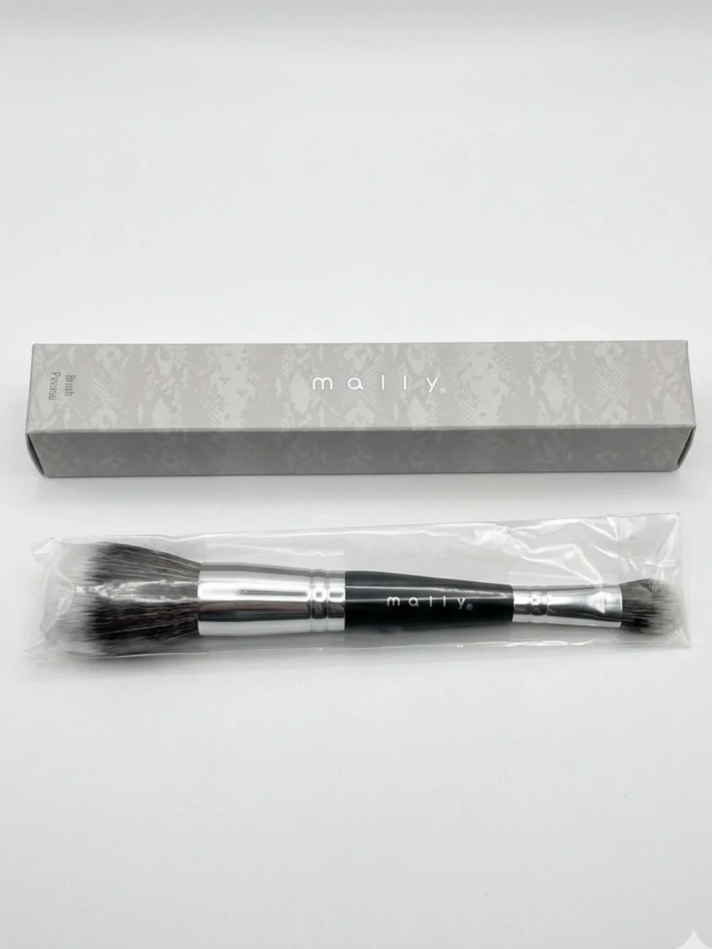Mally Dual-Ended Powder & Detail Makeup Brush